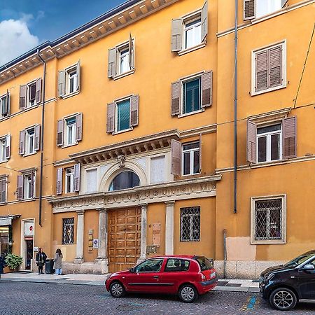 Italianflat - Arena By Side, Old Town Apartment Verona Bagian luar foto